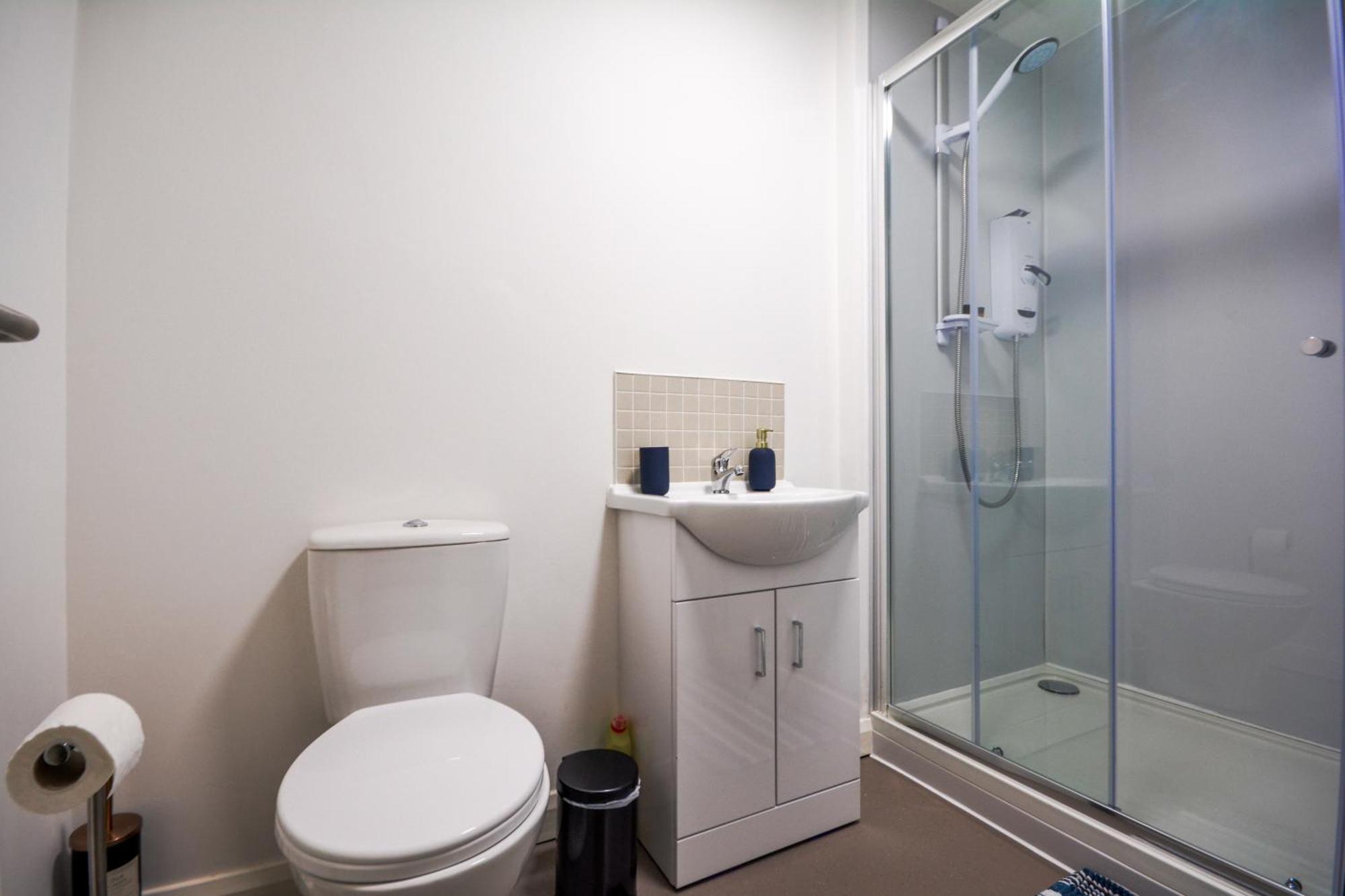 Stylish Suite With Free Parking 맨체스터 외부 사진