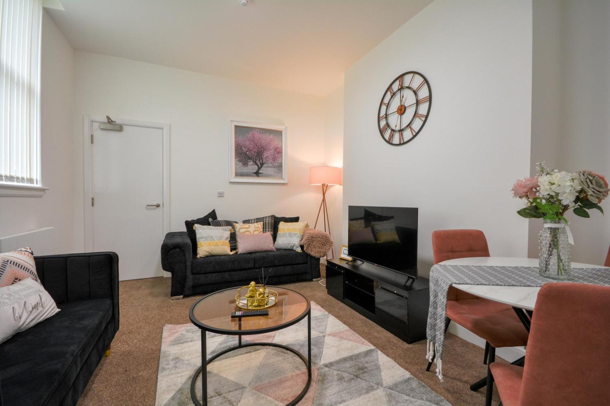 Stylish Suite With Free Parking 맨체스터 외부 사진