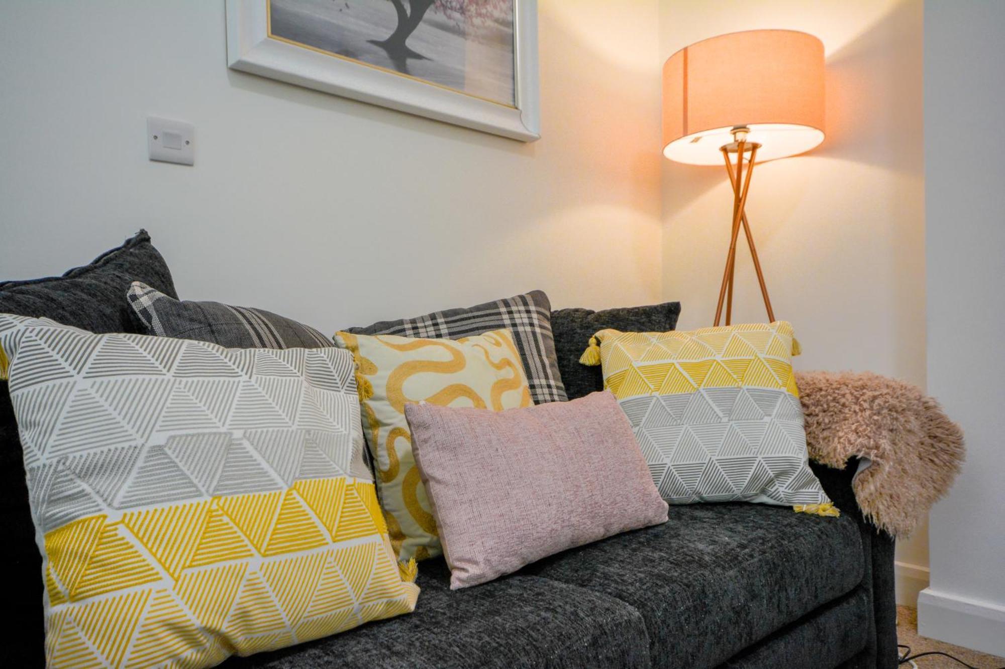 Stylish Suite With Free Parking 맨체스터 외부 사진